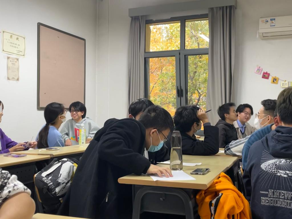 为引导同学们发现