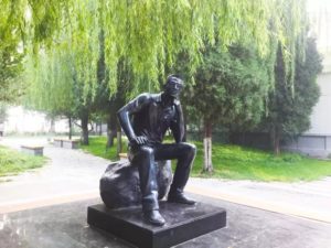 我和几十位返校的1959年入学的俄语